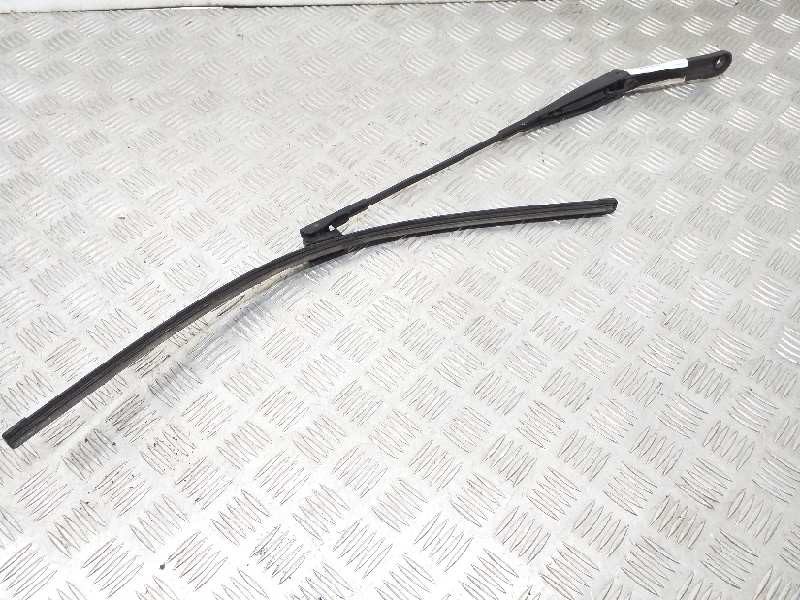 Recambio de brazo limpia delantero izquierdo para ford focus berlina (cap) ambiente (d) referencia OEM IAM 4M5117526AE  