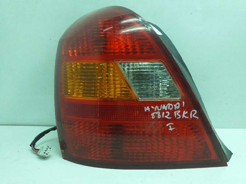 Recambio de piloto trasero izquierdo para hyundai elantra (xd) 1.6 gls (5-ptas.) referencia OEM IAM 924112D200  