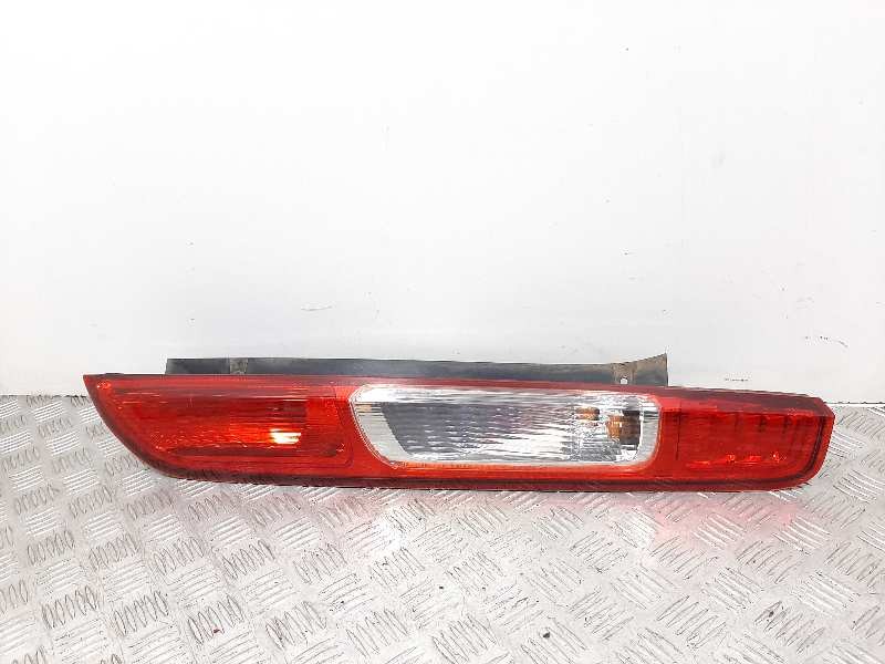 Recambio de piloto trasero derecho para ford focus berlina (cap) sport referencia OEM IAM   