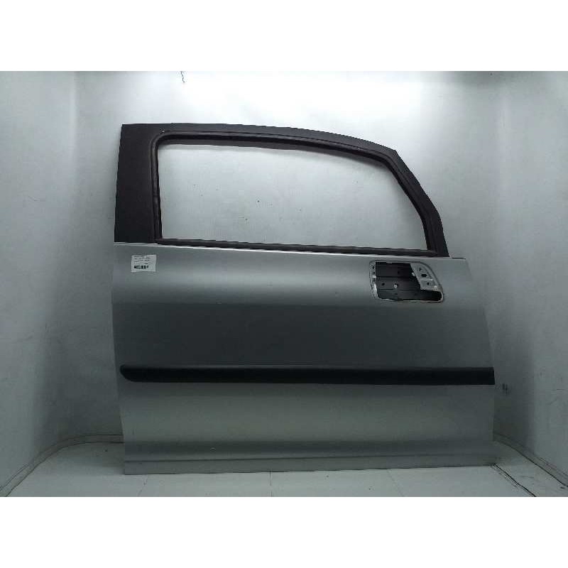 Recambio de puerta delantera derecha para peugeot 1007 dolce referencia OEM IAM  PLATA 