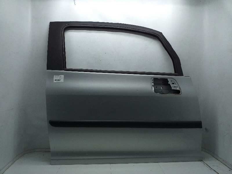 Recambio de puerta delantera derecha para peugeot 1007 dolce referencia OEM IAM  PLATA 