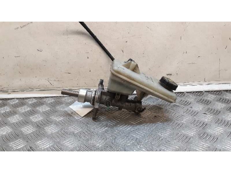 Recambio de bomba freno para renault clio iii emotion referencia OEM IAM    Recambio de bomba freno para renault clio iii emotion referencia OEM IAM