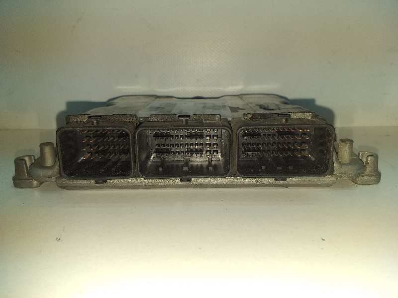 Recambio de centralita motor uce para renault scenic (ja..) 1.9 dci authentique referencia OEM IAM 0281010819 HOM8200039569 8200
