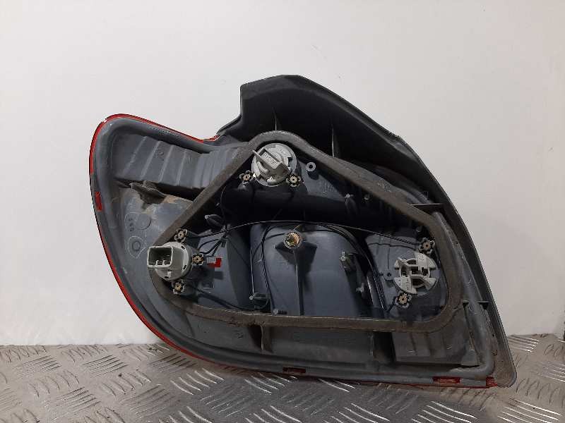 Recambio de piloto trasero derecho para toyota yaris (ncp1/nlp1/scp1) 1.3 t3 referencia OEM IAM   