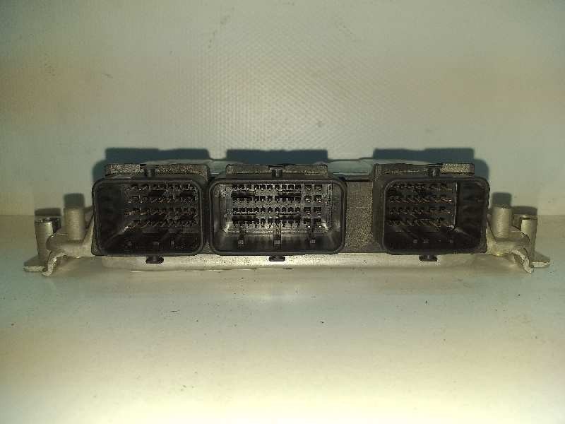 Recambio de centralita motor uce para peugeot 307 (s1) xn referencia OEM IAM 0261206943 9638765680ID05 