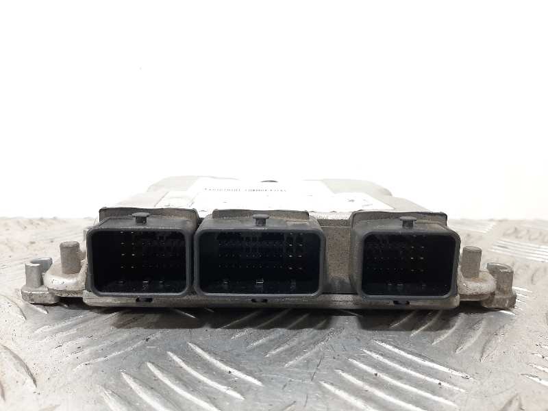 Recambio de centralita motor uce para peugeot 307 (s1) xs referencia OEM IAM 281010779 9644606180 