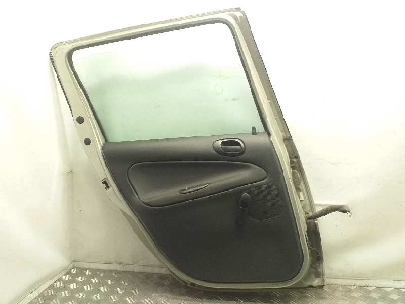 Recambio de puerta trasera izquierda para peugeot 206 berlina x-line referencia OEM IAM   