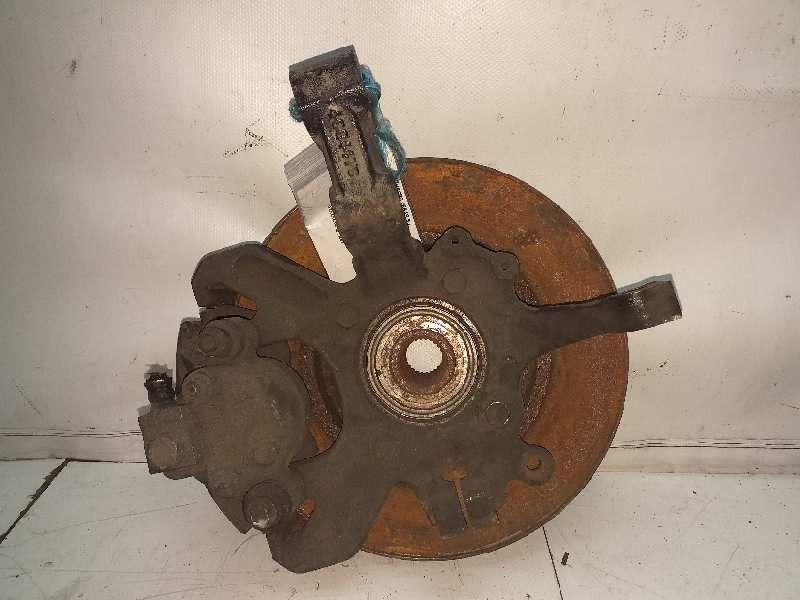 Recambio de mangueta delantera derecha para chrysler voyager (gs) 2.5 turbodiesel referencia OEM IAM   