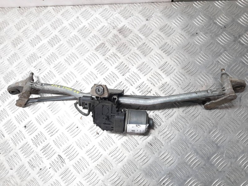 Recambio de motor limpia delantero para audi a4 avant (8e) 1.9 tdi (96kw) referencia OEM IAM   