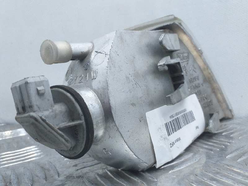 Recambio de piloto delantero izquierdo para citroën saxo 1.6 vtr referencia OEM IAM   