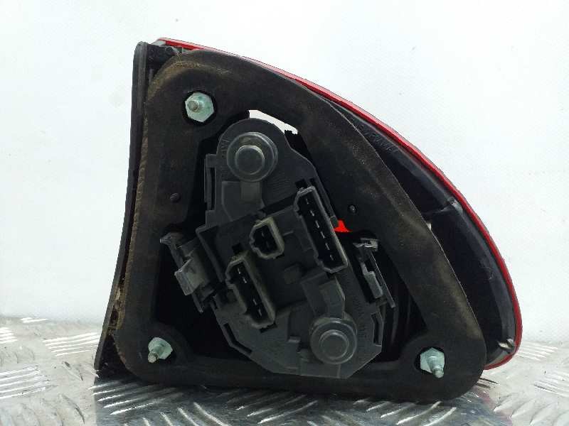 Recambio de piloto trasero izquierdo para seat leon (1m1) signo referencia OEM IAM 1M6945111FKZ  