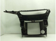 Recambio de consola central para ssangyong rodius xdi limited awd referencia OEM IAM    2