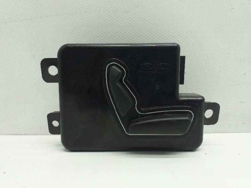 Recambio de centralita asientos para kia carnival 2.7 v6 emotion referencia OEM IAM 889904D000  