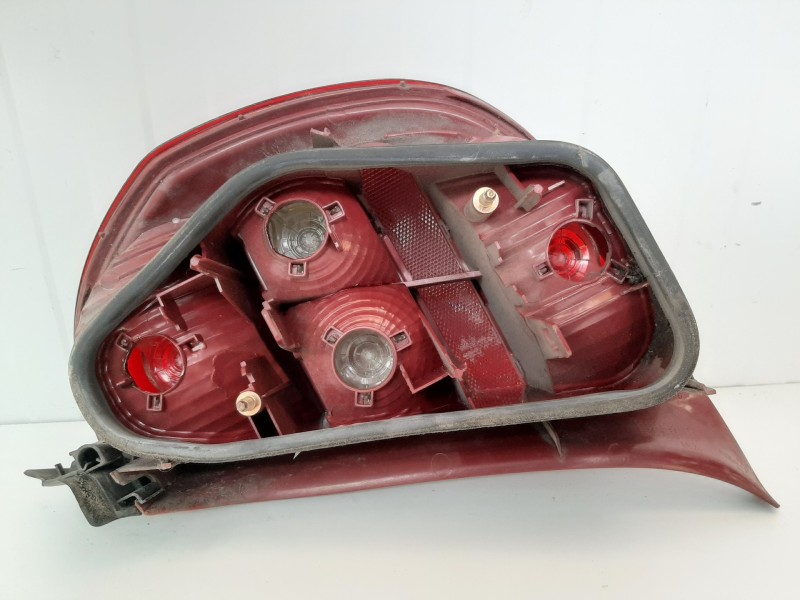 Recambio de piloto trasero izquierdo para citroën c5 berlina 2.0 hdi x referencia OEM IAM 6350N8  