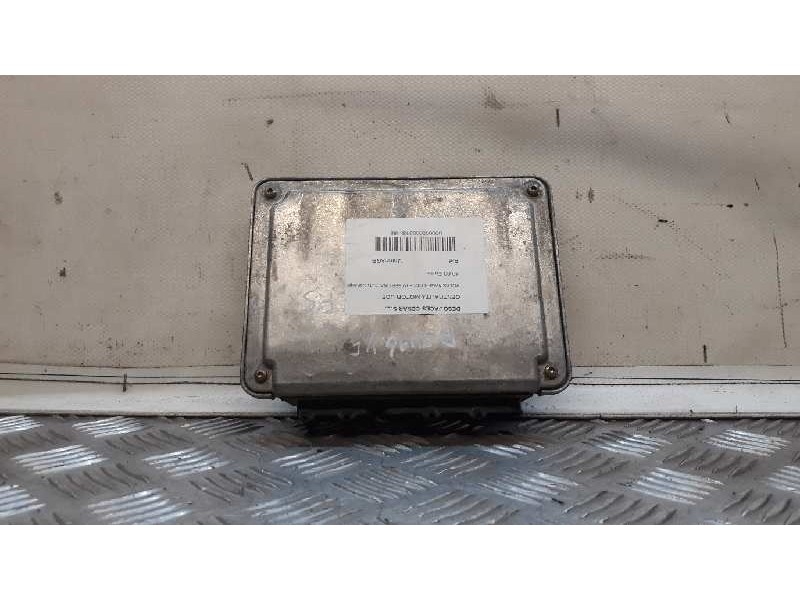 Recambio de centralita motor uce para volkswagen golf iv berlina (1j1) conceptline referencia OEM IAM   
