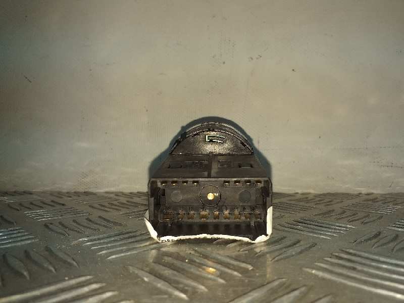 Recambio de mando luces para volkswagen golf iv berlina (1j1) conceptline referencia OEM IAM   