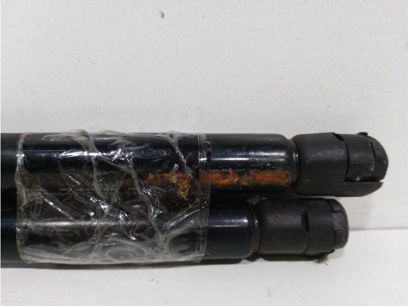 Recambio de amortiguadores maletero / porton para volkswagen touareg (7la) tdi v10 referencia OEM IAM   