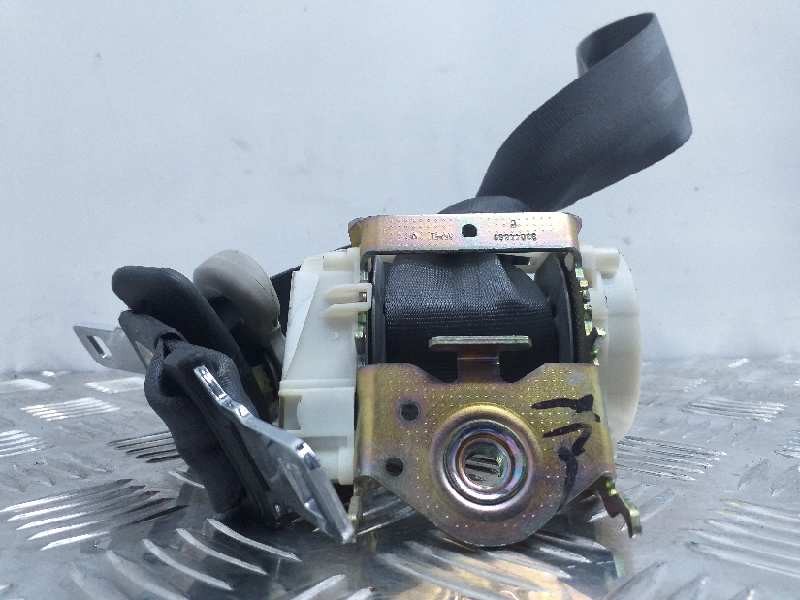 Recambio de cinturon seguridad trasero central para renault modus confort dynamique referencia OEM IAM   