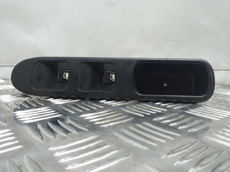 Recambio de mando elevalunas delantero izquierdo para peugeot 307 (s1) referencia OEM IAM   