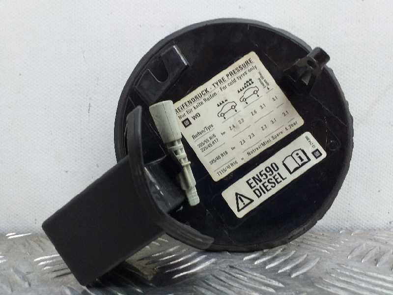 Recambio de tapa exterior combustible para opel zafira b family referencia OEM IAM   
