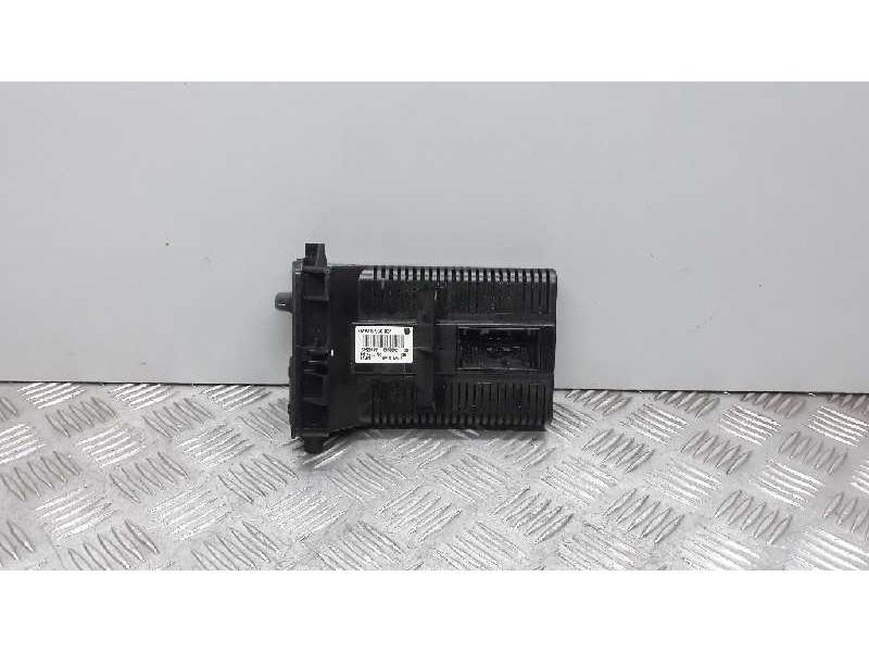 Recambio de mando luces para bmw serie 3 berlina (e46) 320d referencia OEM IAM 6936831  