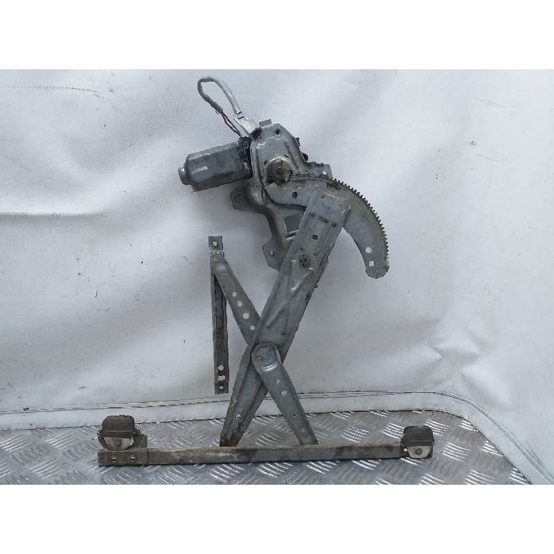 Recambio de elevalunas delantero derecho para honda civic berlina .5 (ma/mb) 1.6 sr vtec (mb1) referencia OEM IAM   