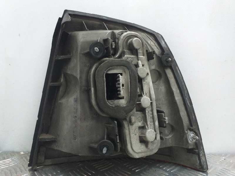 Recambio de piloto trasero izquierdo para opel astra g berlina club referencia OEM IAM   