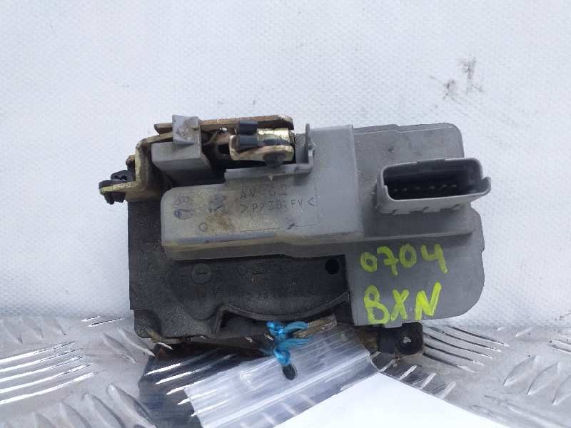 Recambio de cerradura puerta delantera izquierda para peugeot 206 xs 1.4 referencia OEM IAM  3 PUERTAS 