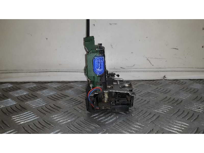 Recambio de cerradura puerta delantera izquierda para seat ibiza (6l1) stella referencia OEM IAM   