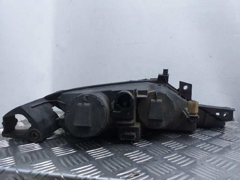 Recambio de faro izquierdo para lancia lancia y 1.1 cat referencia OEM IAM    Recambio de faro izquierdo para lancia lancia y 1.1 cat referencia OEM IAM