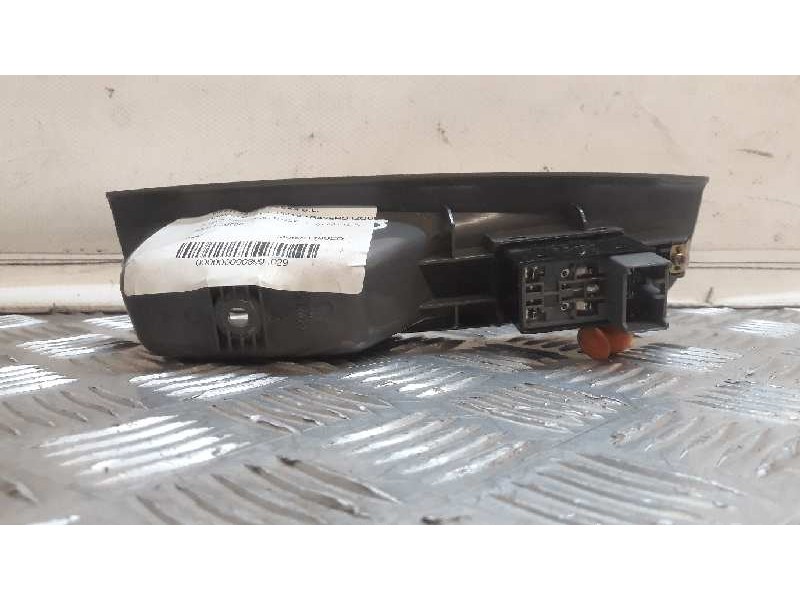 Recambio de mando elevalunas trasero izquierdo para chevrolet lacetti cdx referencia OEM IAM   