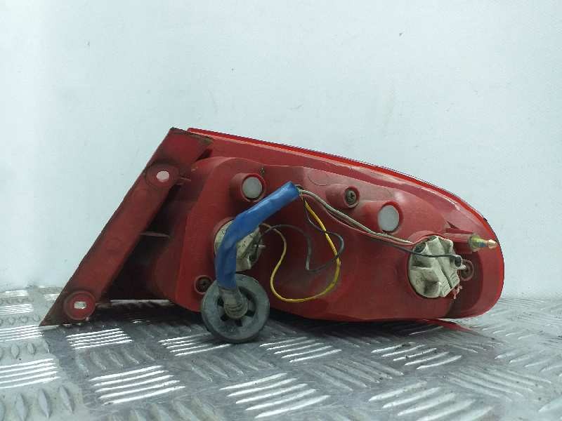 Recambio de piloto trasero izquierdo para chevrolet lacetti cdx referencia OEM IAM   