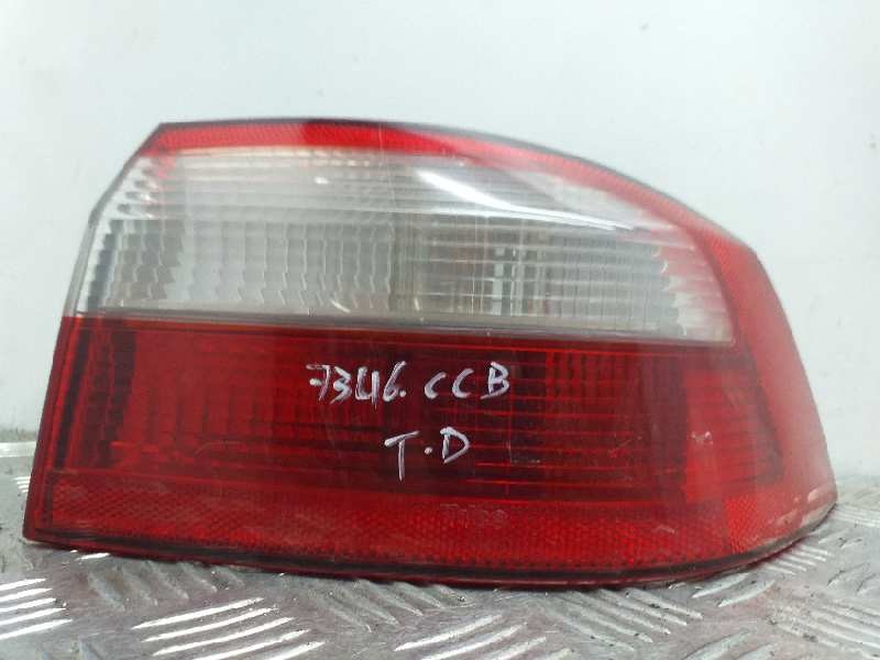 Recambio de piloto trasero derecho para renault laguna ii (bg0) authentique referencia OEM IAM   