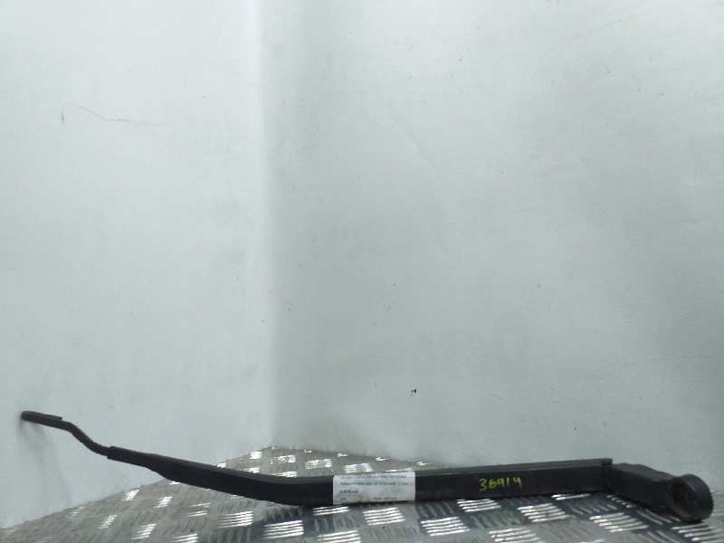Recambio de brazo limpia delantero derecho para nissan primera berlina (p12) acenta referencia OEM IAM   