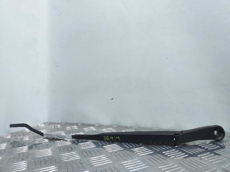 Recambio de brazo limpia delantero izquierdo para nissan primera berlina (p12) acenta referencia OEM IAM   