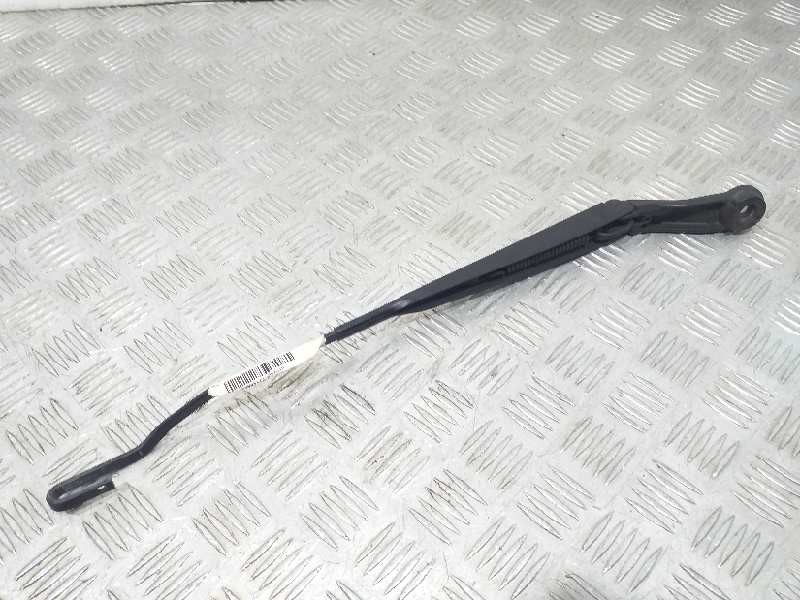 Recambio de brazo limpia delantero izquierdo para nissan primera berlina (p12) acenta referencia OEM IAM   