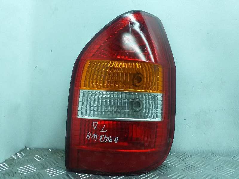 Recambio de piloto trasero derecho para opel zafira a elegance referencia OEM IAM   