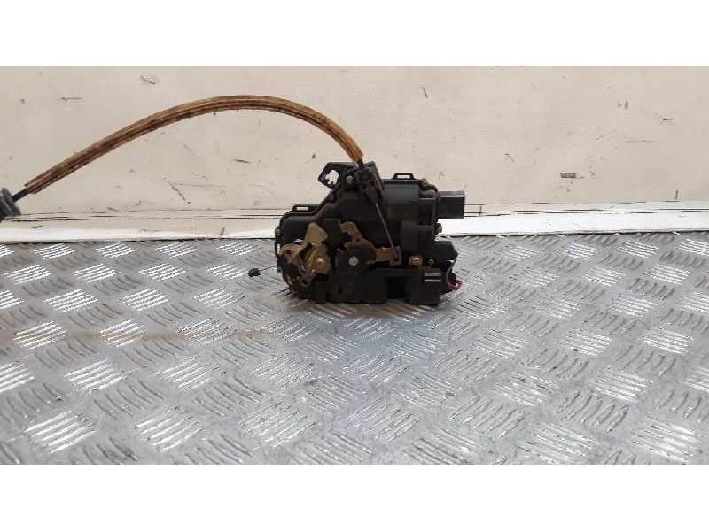 Recambio de cerradura puerta trasera izquierda para seat toledo (1m2) select referencia OEM IAM   