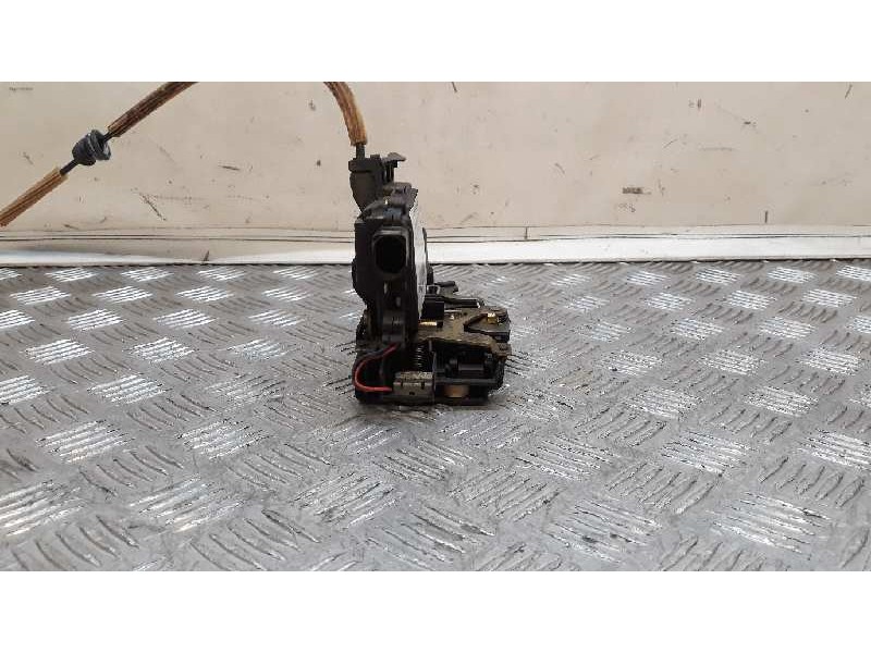 Recambio de cerradura puerta trasera izquierda para seat toledo (1m2) select referencia OEM IAM   