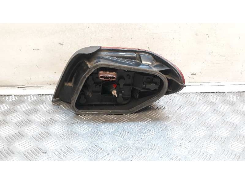 Recambio de piloto trasero izquierdo para citroën xsara berlina 1.9d tonic referencia OEM IAM   