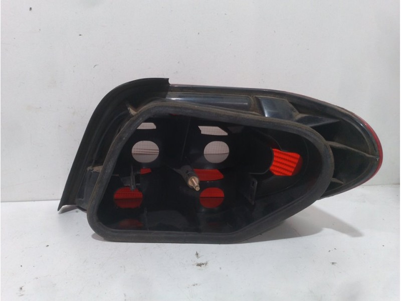 Recambio de piloto trasero izquierdo para citroën xsara berlina 1.9d tonic referencia OEM IAM   