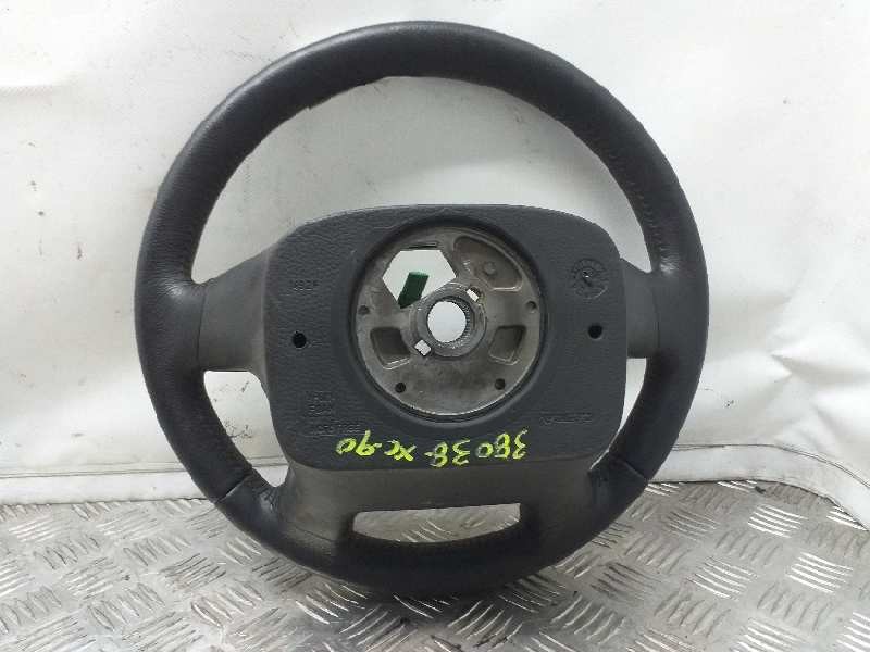 Recambio de volante para volvo xc90 d5 referencia OEM IAM 3068037  