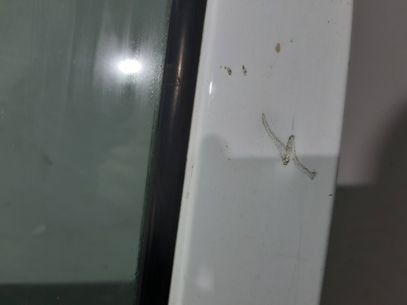 Recambio de puerta delantera izquierda para volkswagen golf iii berlina (1h1) s referencia OEM IAM  BLANCA 3 PUERTAS