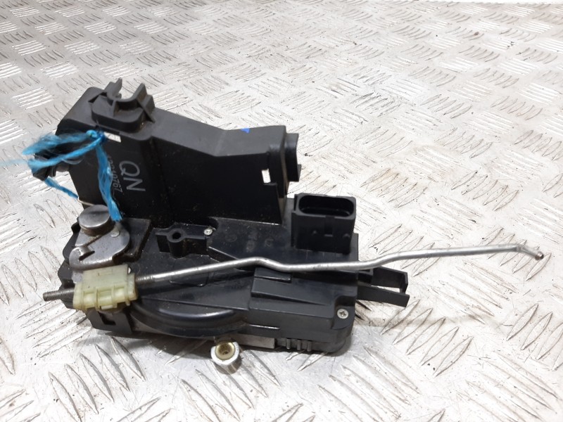 Recambio de cerradura puerta delantera izquierda para opel vectra c berlina elegance referencia OEM IAM   