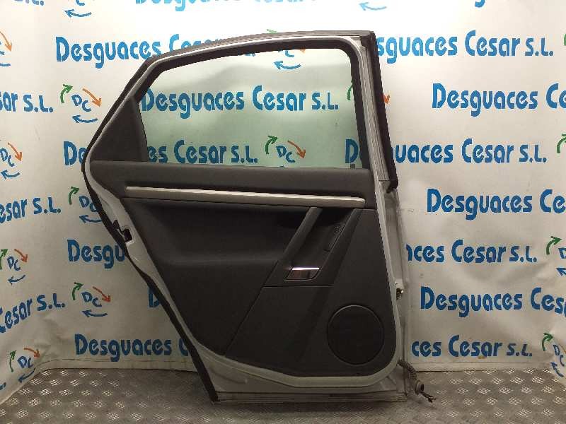 Recambio de puerta trasera izquierda para opel vectra c berlina elegance referencia OEM IAM  GRIS 