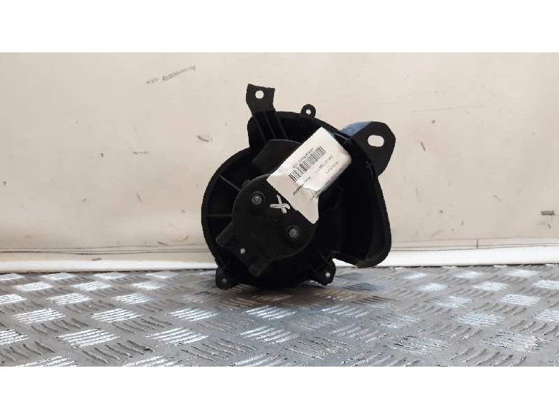 Recambio de motor calefaccion para fiat fiorino básico referencia OEM IAM 0077366871  