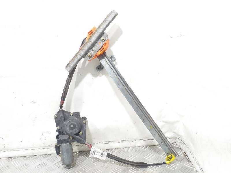 Recambio de elevalunas delantero izquierdo para ford fiesta berlina básico referencia OEM IAM 1074293  