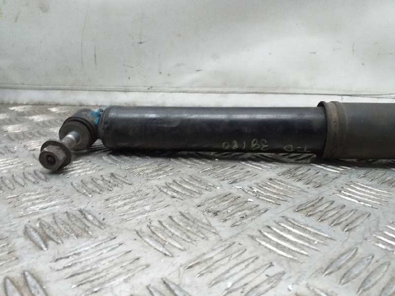 Recambio de amortiguador trasero derecho para renault megane iii sport tourer emotion referencia OEM IAM   