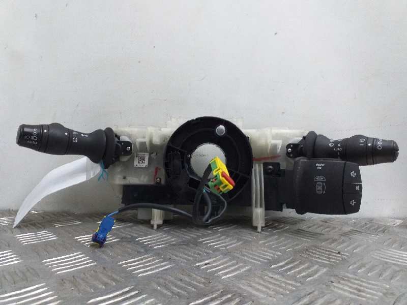 Recambio de mando multifuncion para renault megane iii sport tourer emotion referencia OEM IAM   