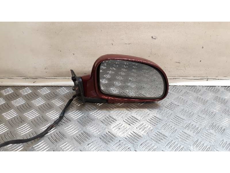 Recambio de retrovisor derecho para daewoo tacuma sx referencia OEM IAM 96330428  